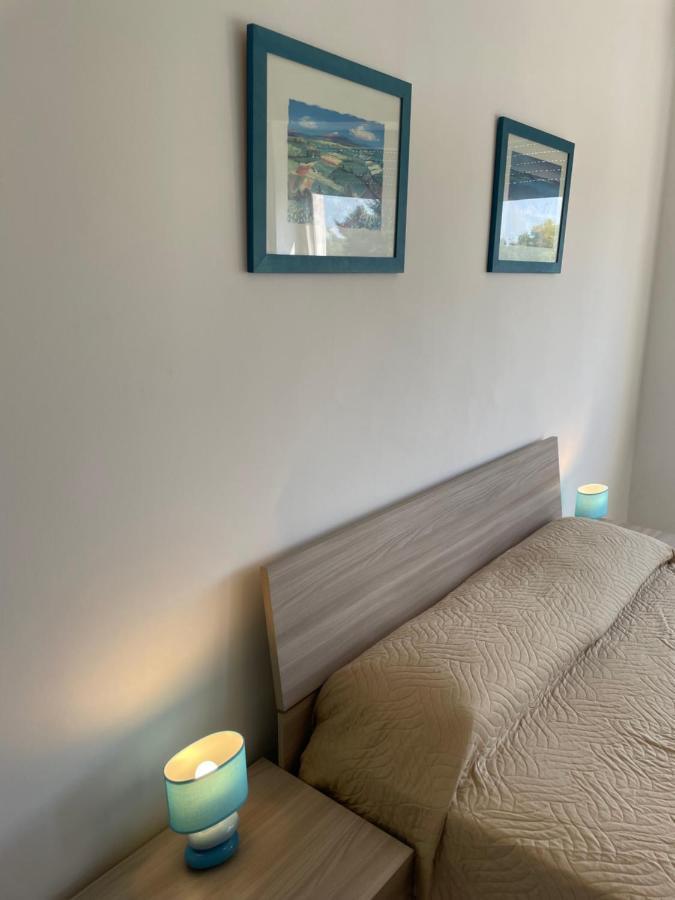 Bnb Il Bicciolano 2 - Bilocale Fronte Ospedale Верчеллі Екстер'єр фото